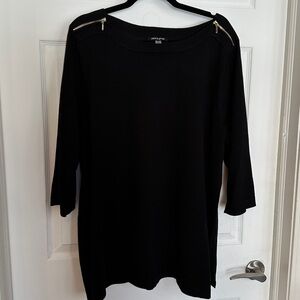 Cable & Gauge Black Knit Top